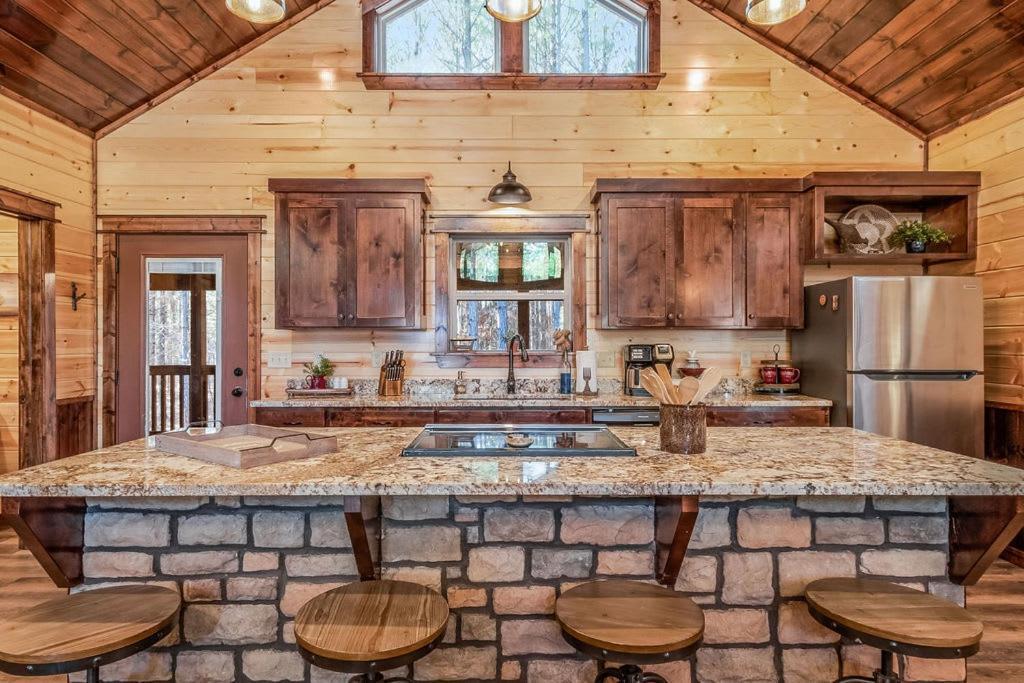 Large Luxury 2Br Cabin W Hot Tub Double Trouble Was Designed For Fun Comfort And Memories Minutes From Buzzling Hochatown And Beautiful Beaver Bend State Park Броукън Боу Екстериор снимка
